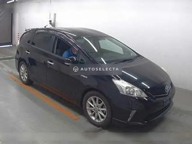 Toyota Prius Alpha 2011, auction grade 3.5