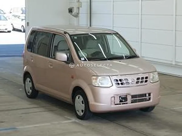 Nissan Otti 2010, auction grade 3.5