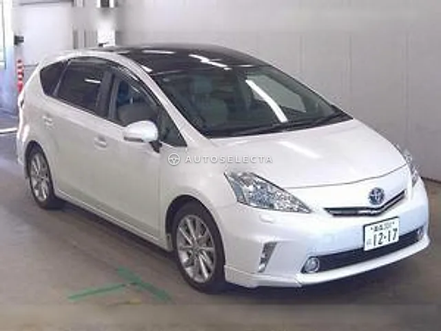 Toyota Prius Alpha 2012, auction grade 4.5