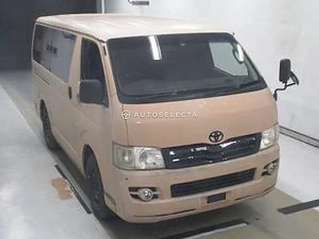 Toyota Hiace Van 2007, auction grade R