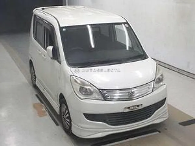 Suzuki Solio 2012, auction grade R