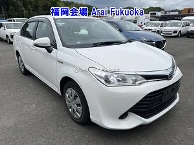 Toyota Corolla Axio 2017, auction grade 3