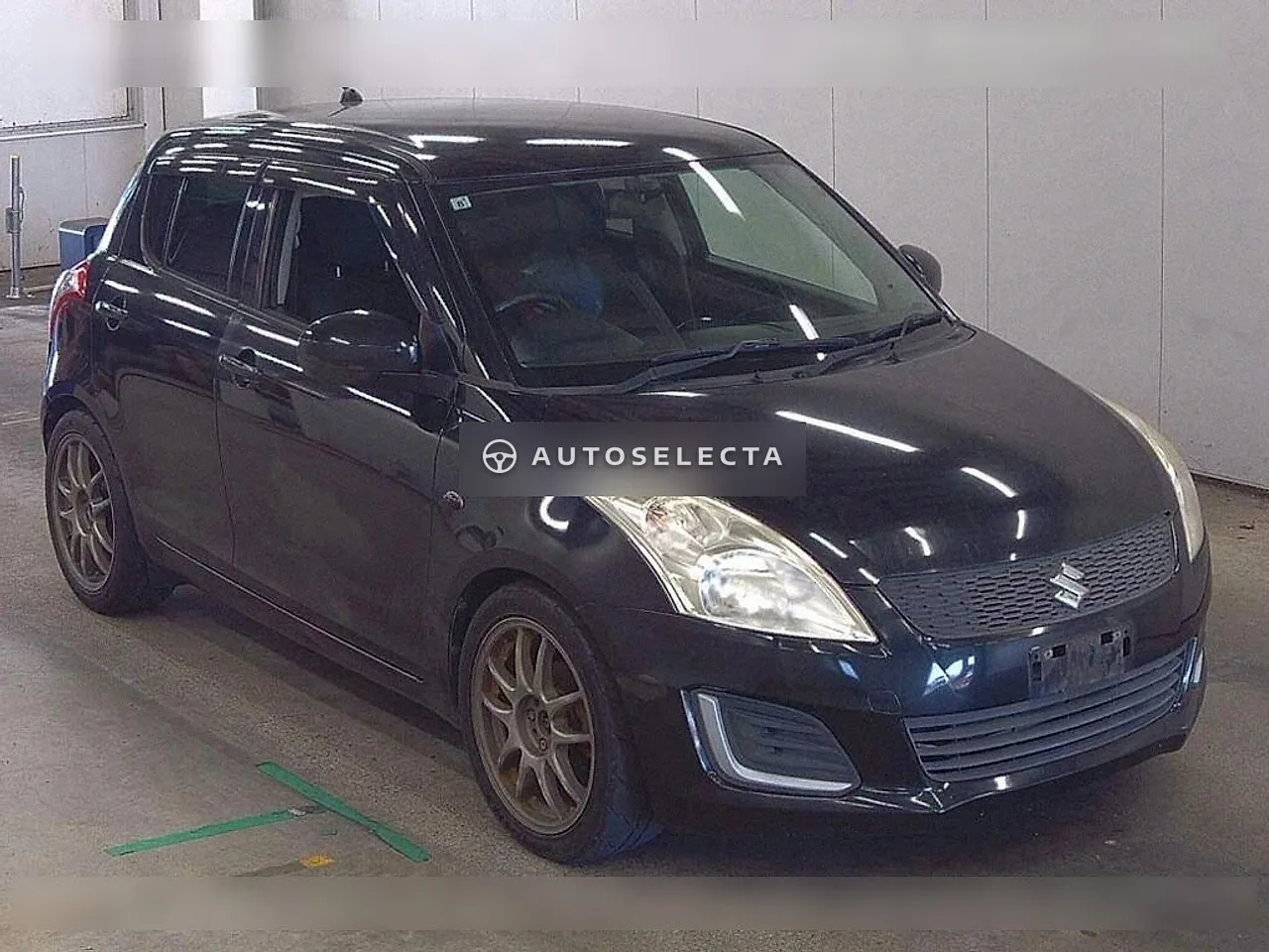 Suzuki Swift 2013, photo 1 of 1