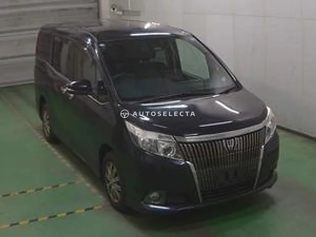 Toyota Esquire 2016, auction grade R