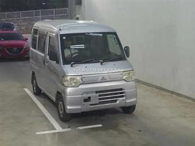 Mitsubishi Minicab 2012, auction grade 2
