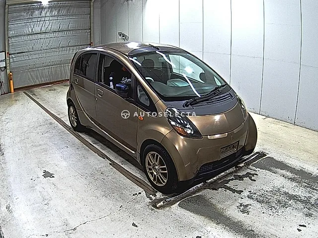 Mitsubishi i 2006, auction grade 3.5