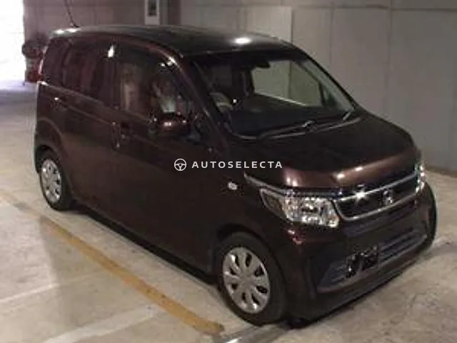 Honda N-WGN 2015, auction grade 3.5