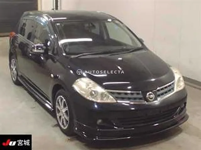 Nissan Tiida 2011, auction grade 3.5