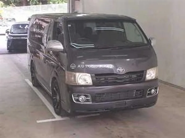 Toyota Hiace Van 2006, auction grade 3