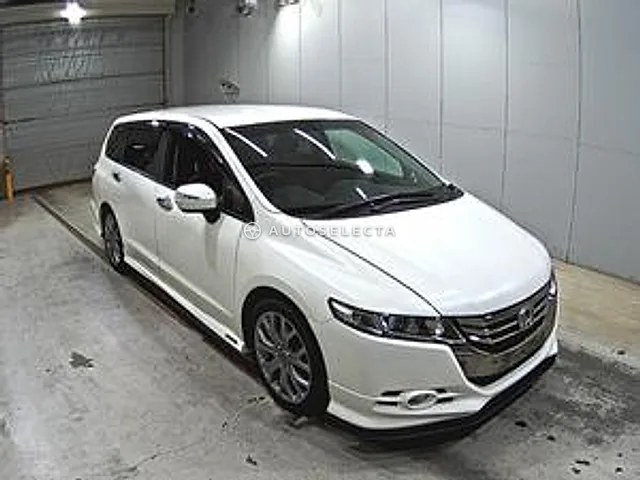 Honda Odyssey 2012, auction grade 4