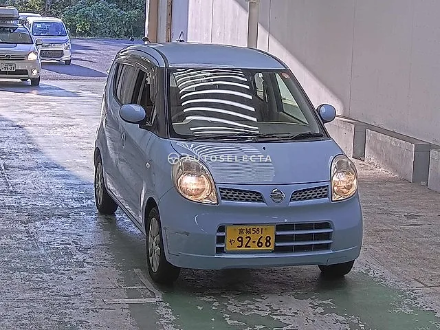 Nissan Moco 2010, auction grade 3.5