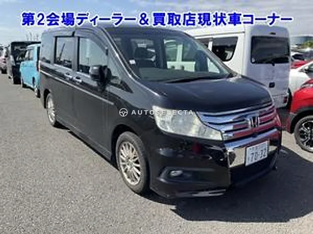 Honda Stepwgn Spada 2011