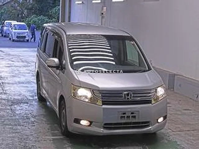 Honda Stepwgn 2010, auction grade 3.5