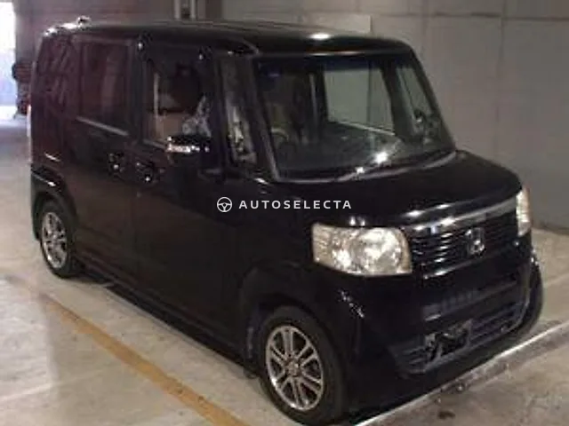 Honda N-BOX 2013, auction grade R