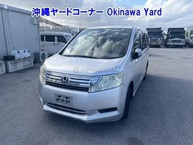 Honda Stepwgn 2011, auction grade 3