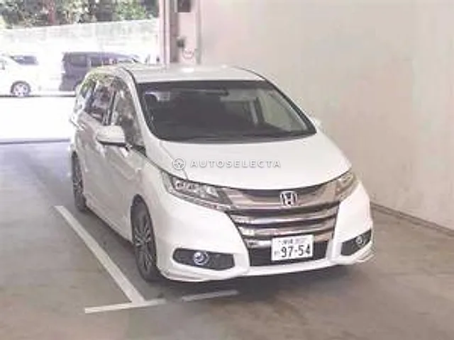 Honda Odyssey 2013, auction grade 3.5