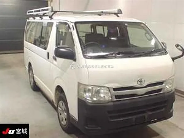 Toyota Hiace Van 2013, auction grade 3