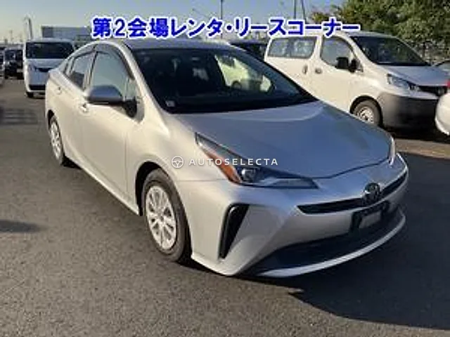 Toyota Prius 2021, auction grade 4