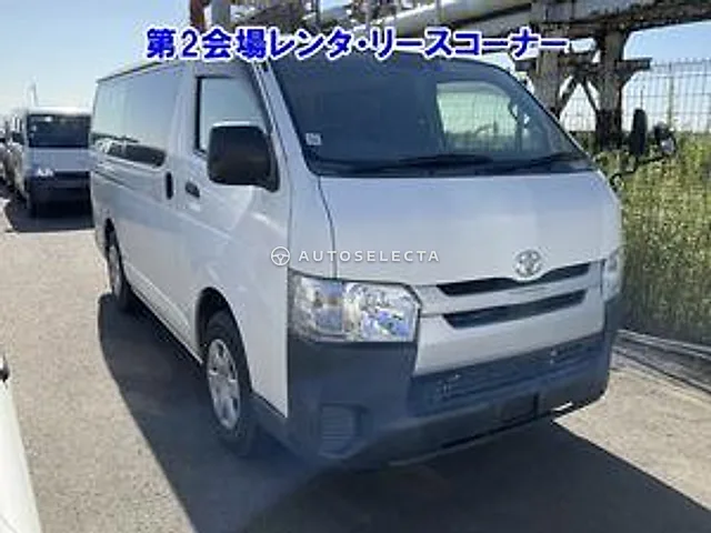 Toyota Hiace 2019, auction grade 4