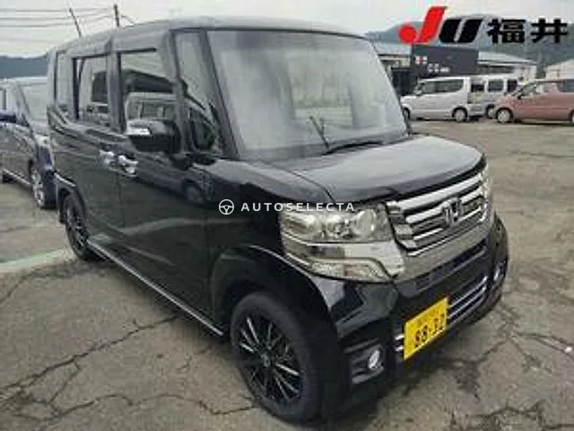 Honda N-BOX Custom 2015, auction grade 4