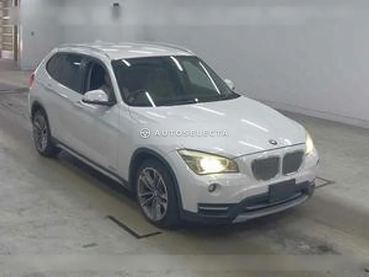 BMW X1 2013, photo 1 of 6
