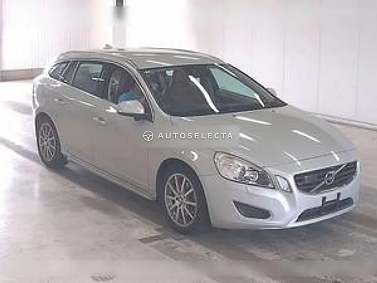 Volvo V60 2013, photo 1 of 6
