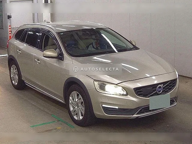Volvo V60 2016, auction grade 4.5