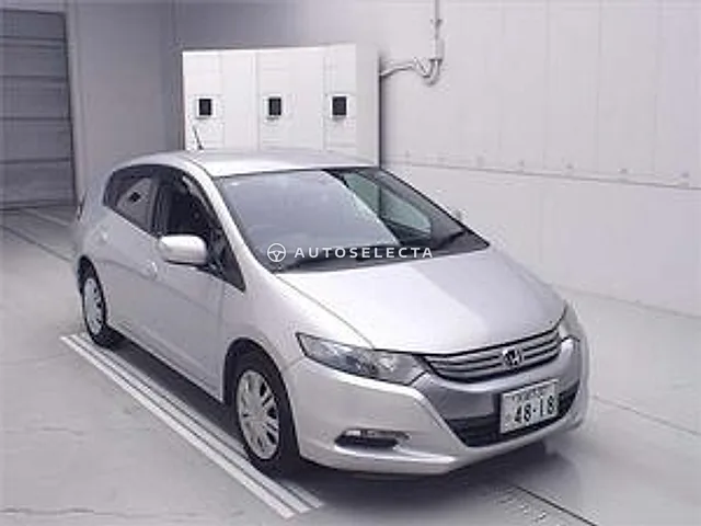 Honda Insight 2010, auction grade 3.5
