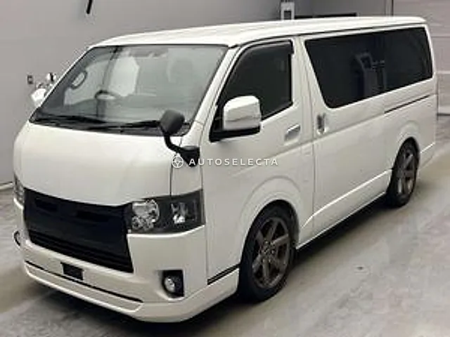 Toyota Hiace Van 2019, auction grade 3.5