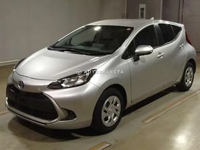 Toyota Aqua 2024, auction grade 3.5