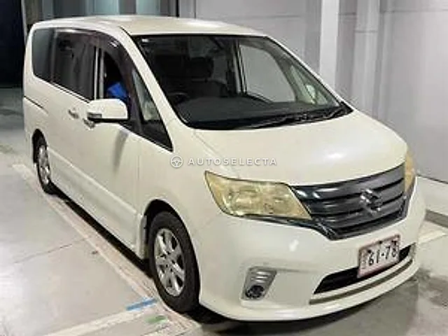 Nissan Serena 2011, auction grade 3