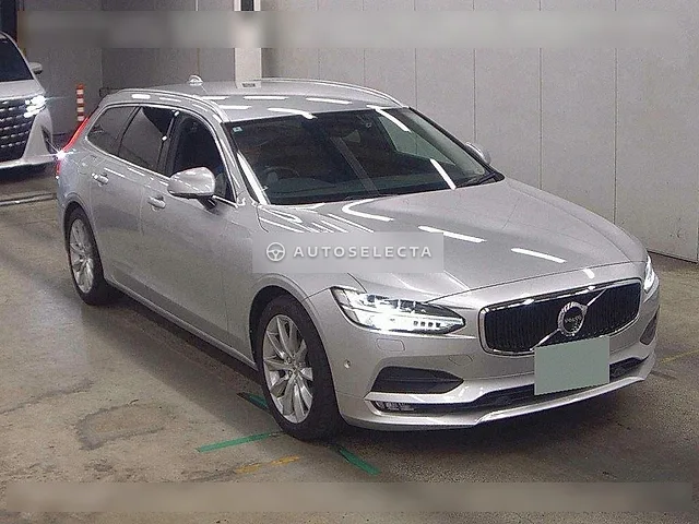 Volvo V90 2018, auction grade 4.5