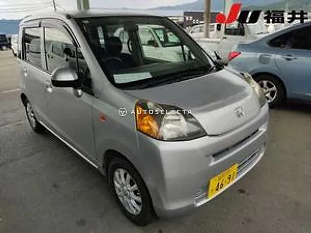 Honda Life 2010, auction grade 3.5
