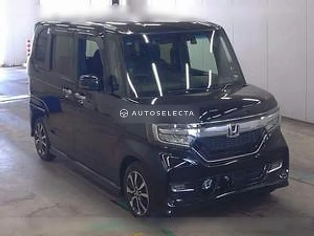 Honda N-BOX Custom 2019, auction grade 4.5