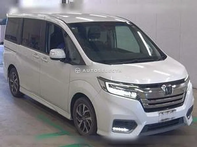 Honda Stepwgn Spada 2020, auction grade 4.5