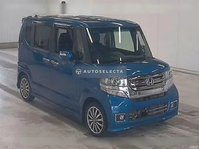 Honda N-BOX Custom 2015, auction grade 3.5