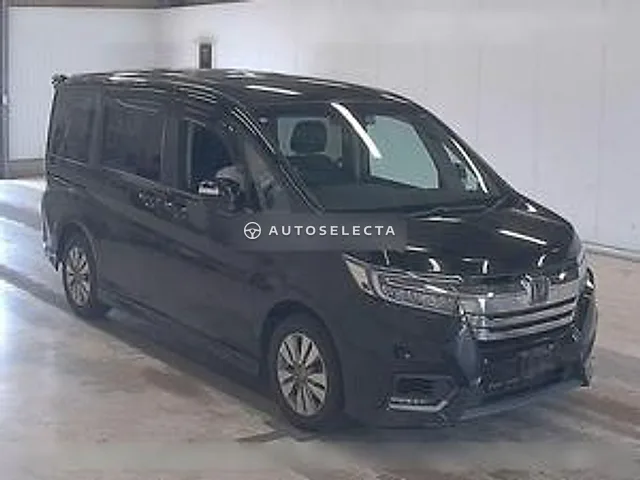 Honda Stepwgn Spada 2019, auction grade 3.5