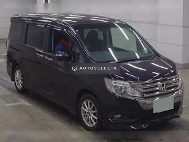 Honda Stepwgn Spada 2013, auction grade 4