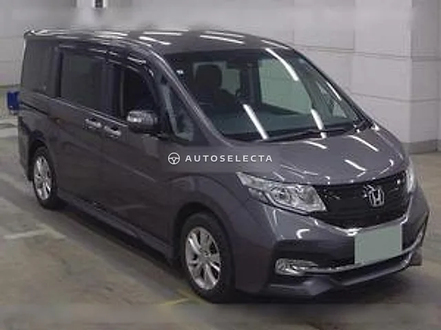 Honda Stepwgn Spada 2015, auction grade 3.5