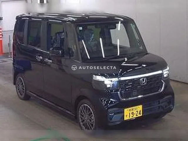 Honda N-BOX Custom 2024, auction grade 5