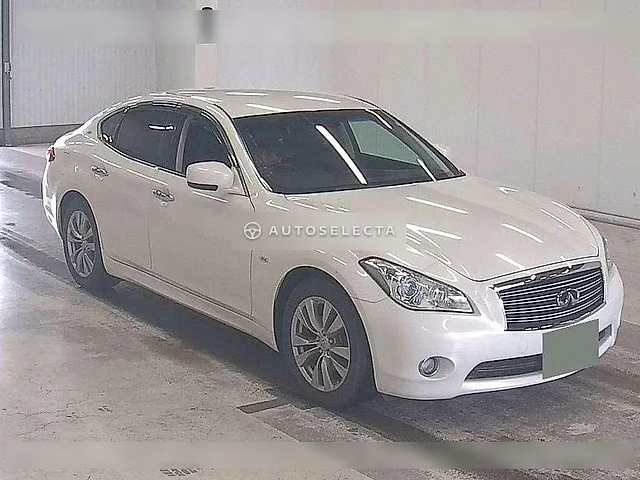 Nissan Fuga 2012, auction grade 4.5