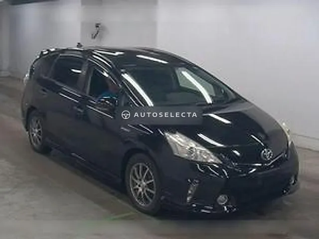 Toyota Prius Alpha 2013, auction grade 3