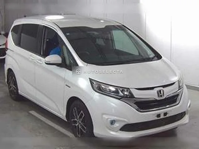 Honda Freed+ Hybrid 2017, auction grade 3.5
