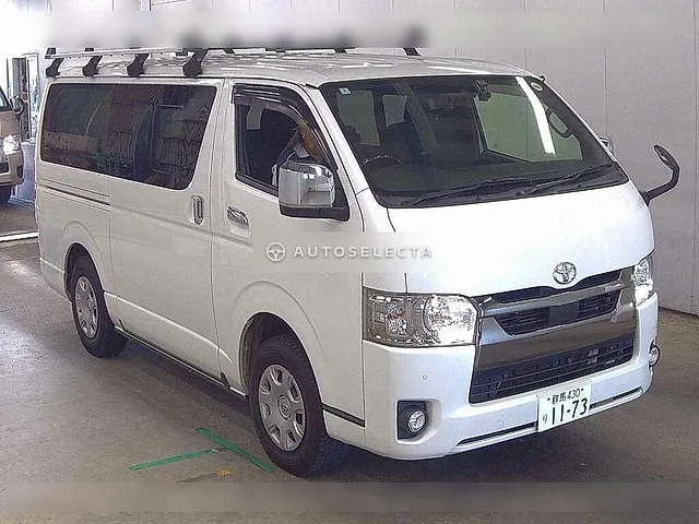 Toyota Hiace Van 2021, auction grade 3.5
