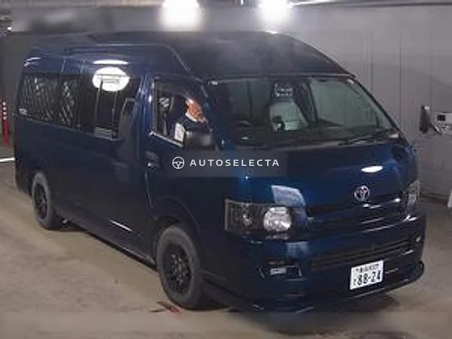 Toyota Hiace Van 2007, auction grade 3