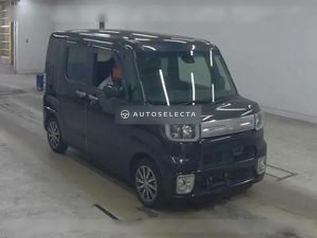 Daihatsu Wake 2017, auction grade 3.5