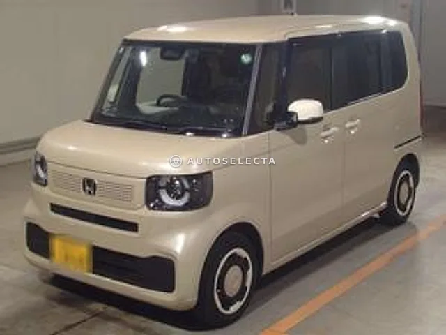Honda N-BOX 2024, auction grade 5