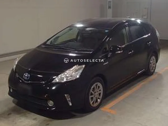 Toyota Prius Alpha 2014, auction grade 3.5