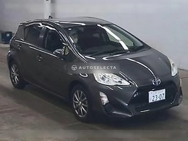 Toyota Aqua 2016, auction grade 4