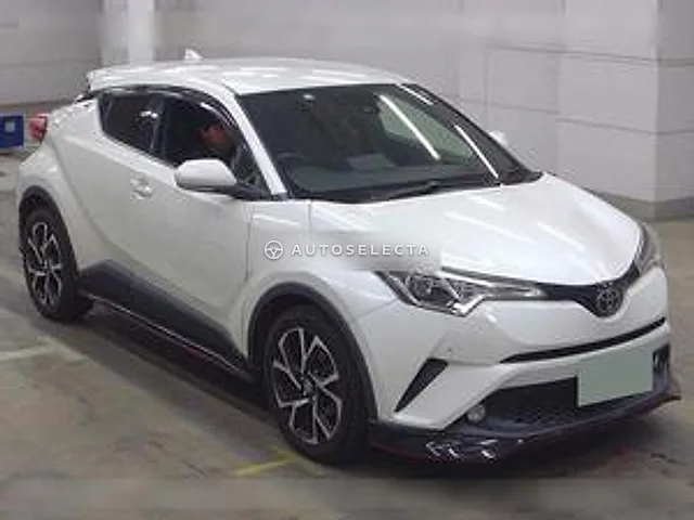 Toyota C-HR 2017, auction grade 3.5